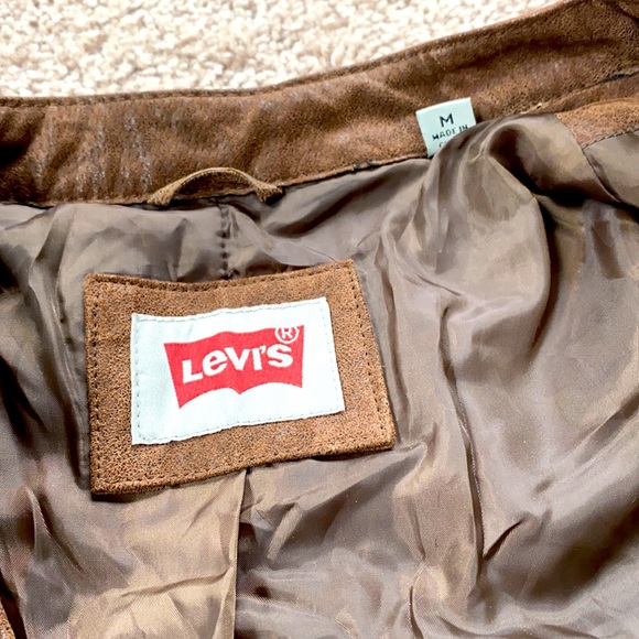 Levi’s jacket - Picture 2 of 3